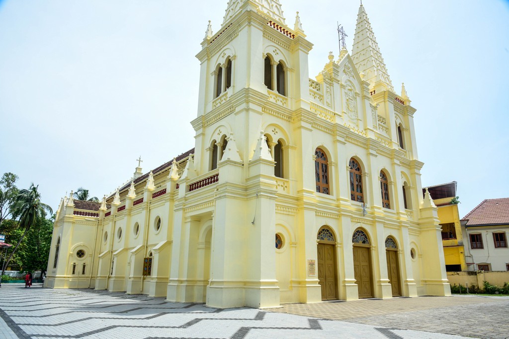 Santa Cruz Cathedral Basilica