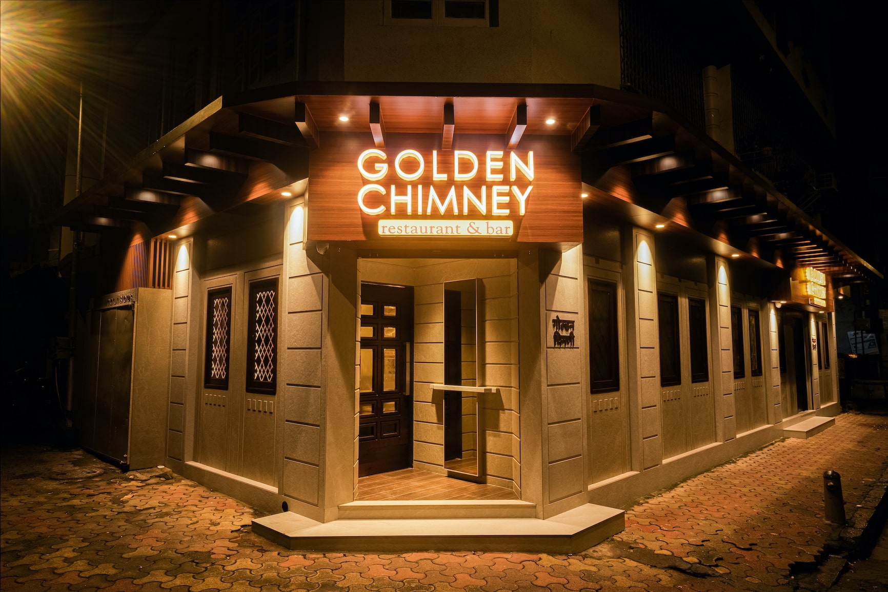 Head To The Golden Chimney Restaurant With Your Family For A Lip-Smacking Mother's Day Meal