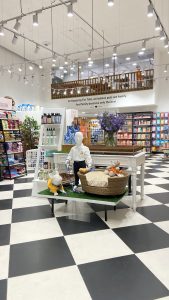 India’s Leading Petcare Brand Heads Up For Tails Unveils Spectacular New Flagship Store In Bangalore