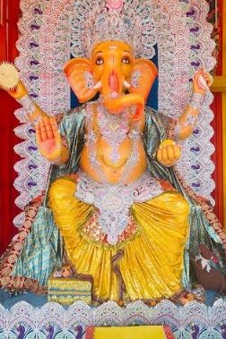 Deerika Hypermart Celebrate Ganesh Chaturthi With Grand Festivities at Mall 51