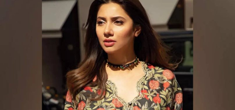 Mahira Khan shares vibrant haldi ceremony pics