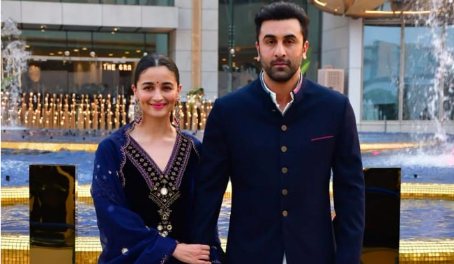 Ranbir-Alia leave city to attend National Awards