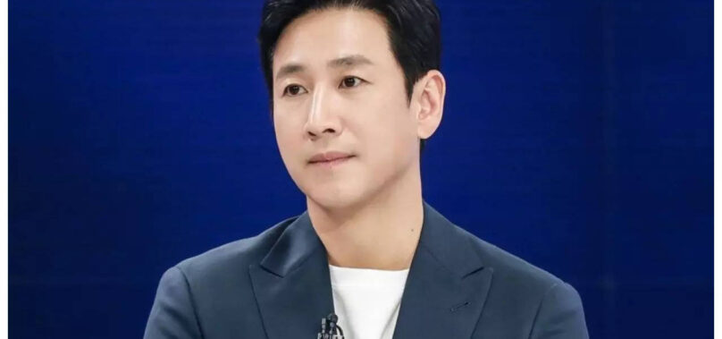 Lee Sun Kyun SPOTTED at police station