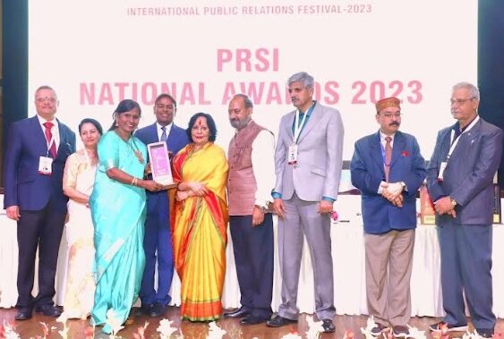 PR Icon Suganthy Sundararaj Receives PRSI National Award for Outstanding Contributions to Healthcare Communications