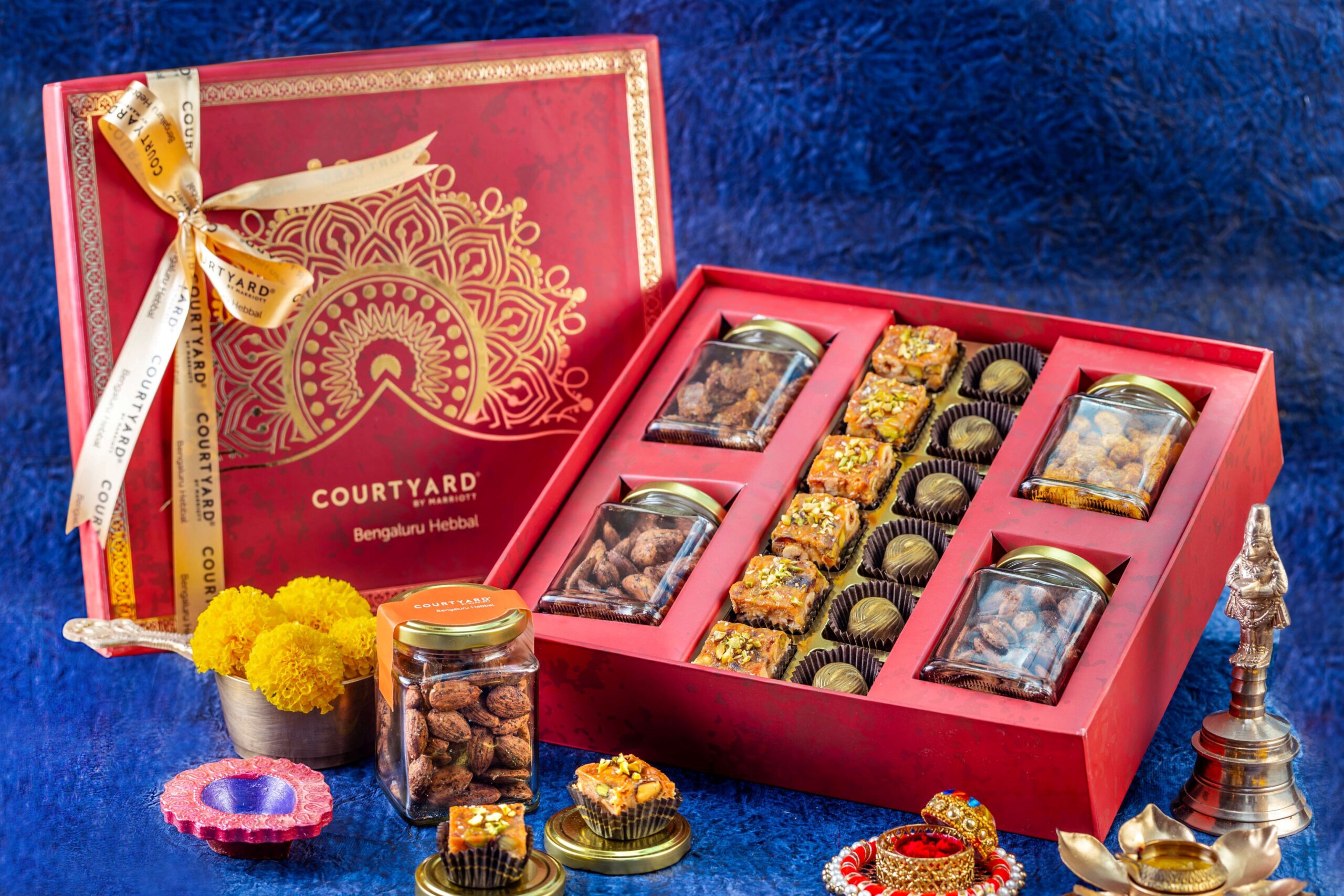 Add Splendor to your Diwali Celebrations with Courtyard by Marriott Hebbal's Hampers (1)