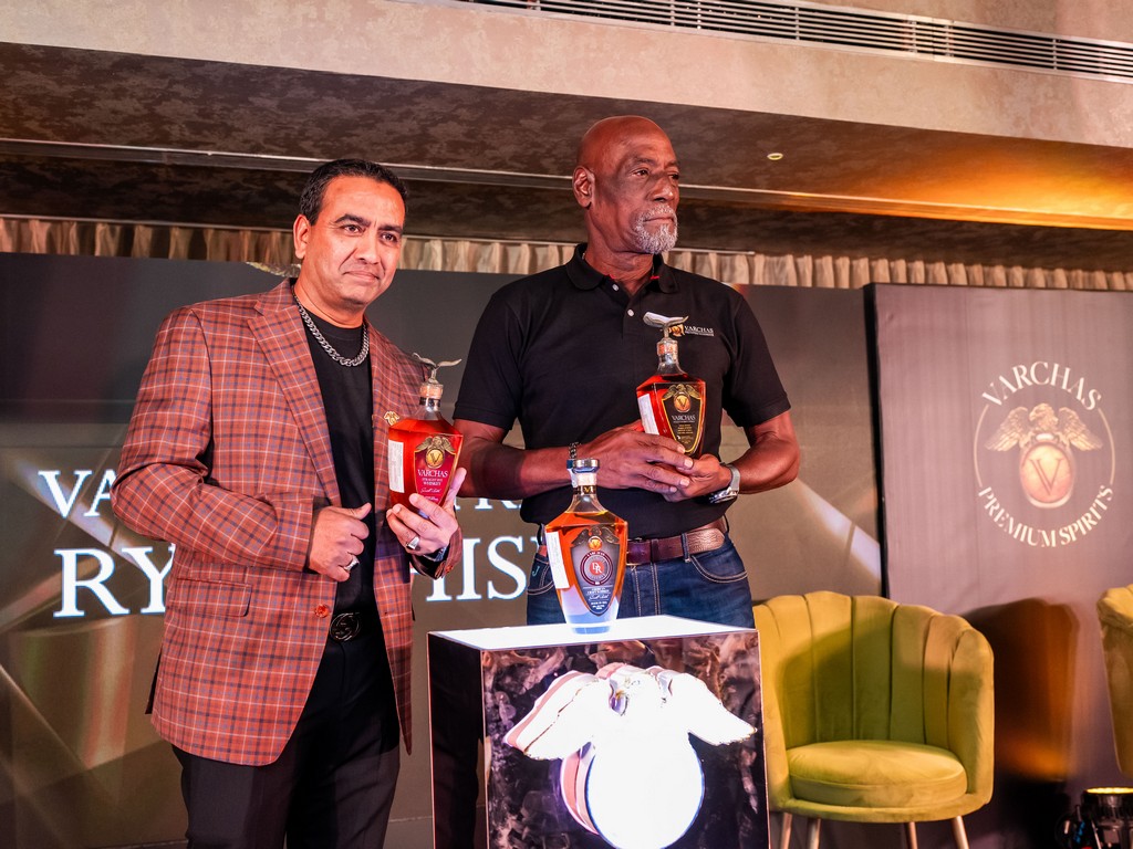 Vivian Richards with Mr Varchasvi Shankar