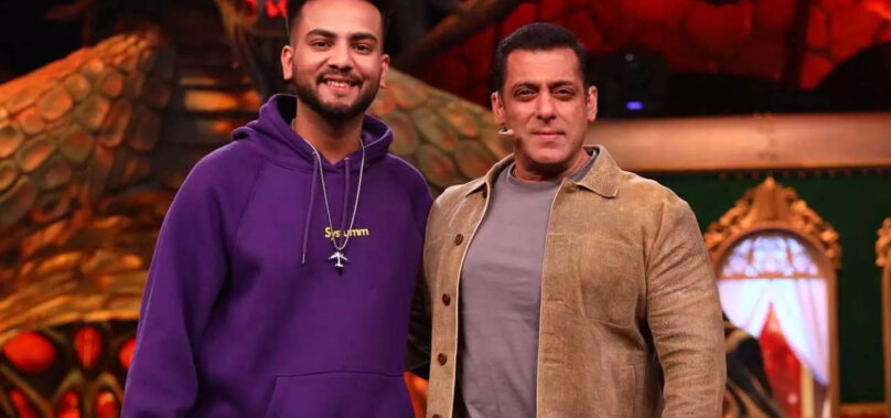 Elvish shares a pic with Salman amid snake venom case