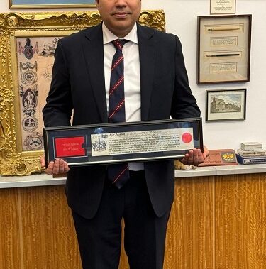 Indian Lawyer Gets Prestigious “Freedom of the City of London” Award