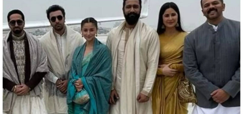 Celebs arrive in Ayodhya, pose together