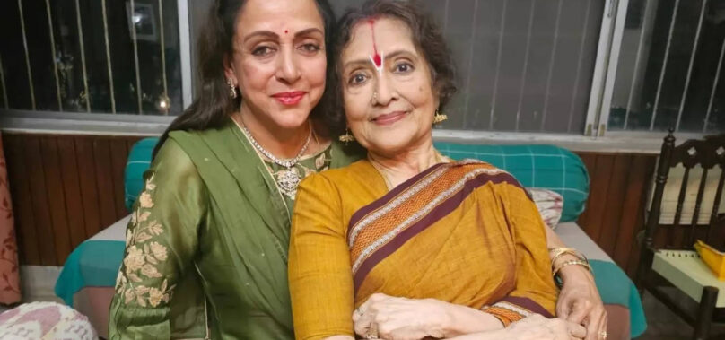 Hema meets Vyajanthimala as she gets Padma Vibhushan