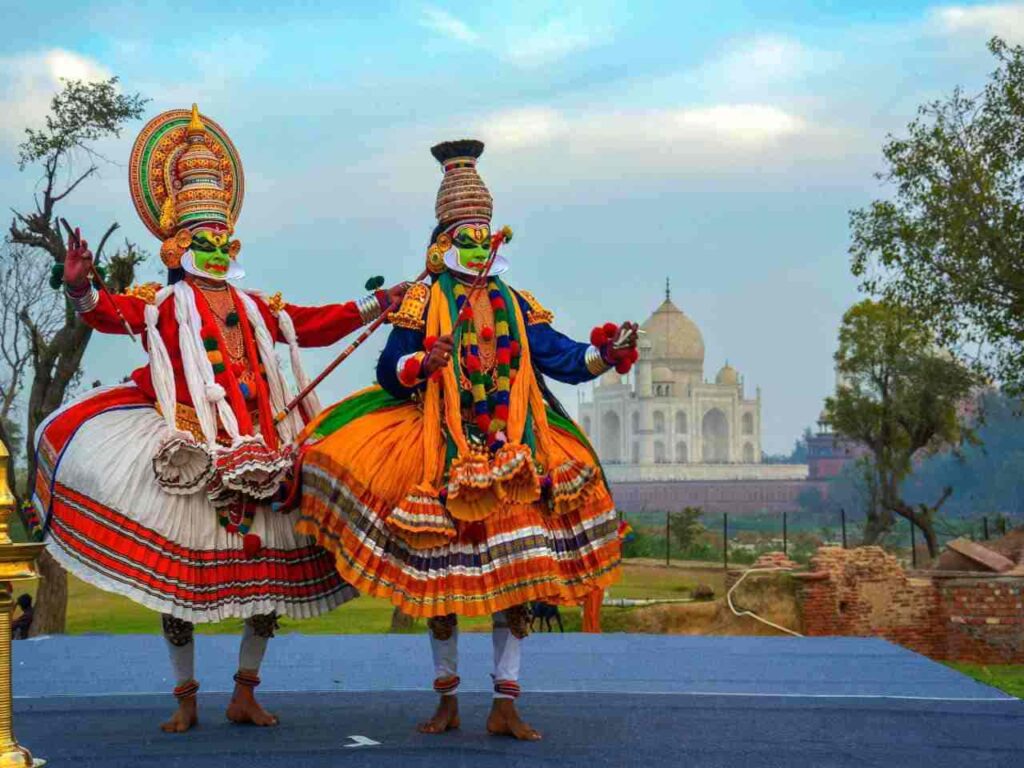 Taj Mahotsav 2024 Unveiling the Jewel Box of Art Craft Culture and Food (3)