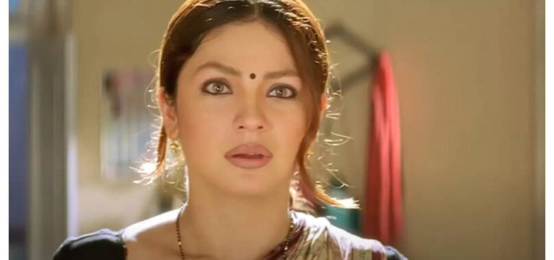 Pooja Bhatt played her grandmother in Zakhm