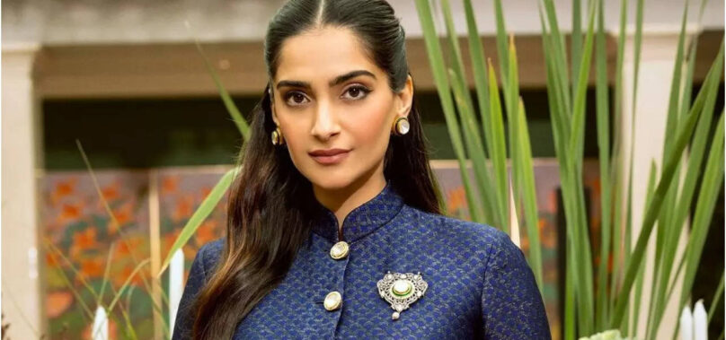 Sonam offers glimpse into lavish Delhi bash