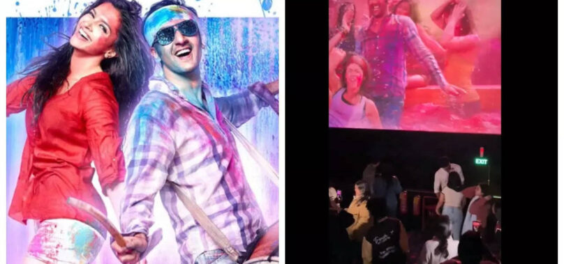 Ranbir-Deepika fans dance in Delhi theatre