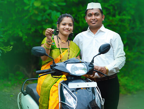 Choose from Multiple Two-wheeler Loan Options on Bajaj Markets