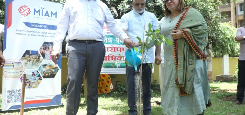 Nitu Joshi of Miam Charitable Trust and Jeetendra Pardeshi of BMC Plant Trees on World Environment Day