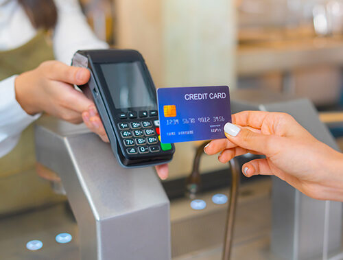 Simplifying Contactless Payments Through Credit Cards on Bajaj Markets