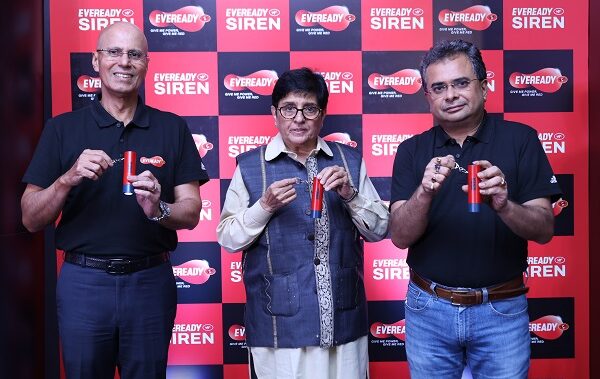 Kiran Bedi Unveils Eveready’s Siren Torch with Safety Alarm; An Innovation Empowering Women’s Safety