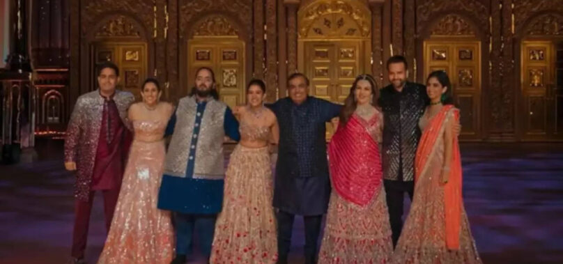 Ambani family grooves to SRK’s Deewangi Deewangi
