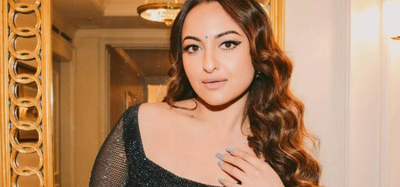 Sonakshi Sinha reacts to paps screaming ‘Love you’