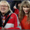 Taylor Swift’s mom shares a hug for Donna Kelce