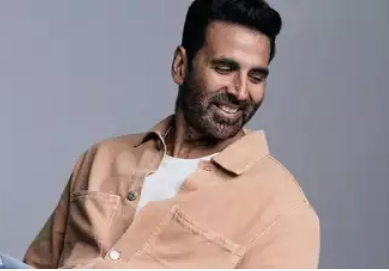 When Akshay revealed his son still travels in economy