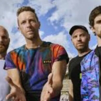 Fans disappointment after failing to get tickets of Coldplay