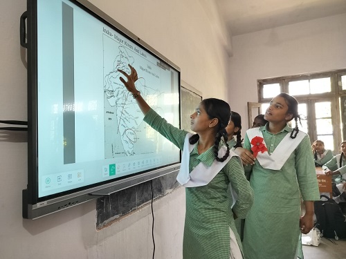 Routes2Roots Partners with Tata ClassEdge to Offer Digital Learning to Schools Across India