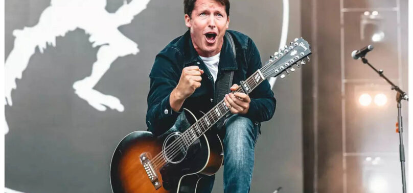 James Blunt to change name if album reaches top