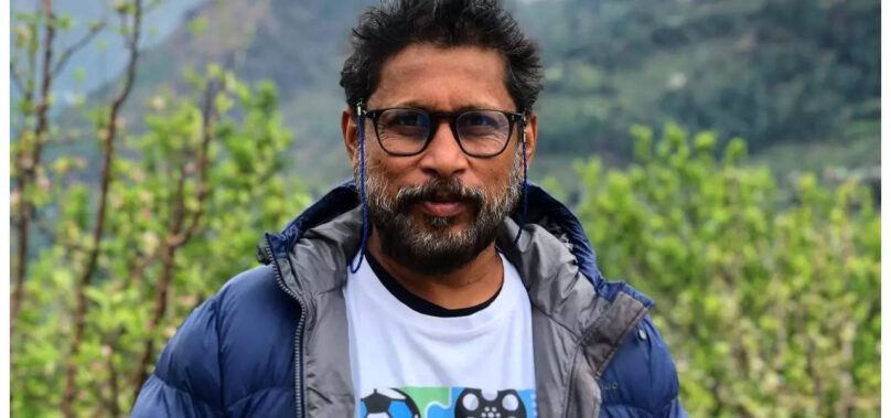 Shoojit Sircar congratulates National Award winners