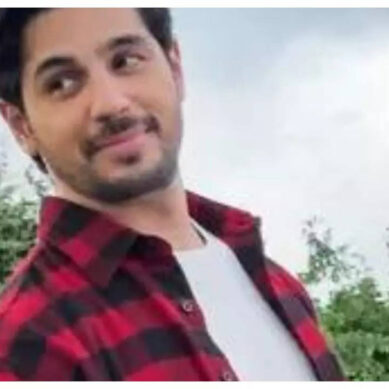 Sidharth Malhotra shows power of perspective