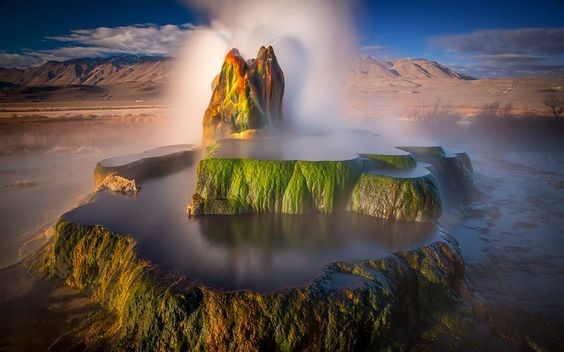 World Discovering Earth's Most Bizarre Landscapes : Top 14 Natural Wonders