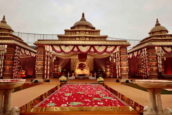 Wedding Mandap Styles of 2024: Top 14 Fusion of Elegance and Innovation