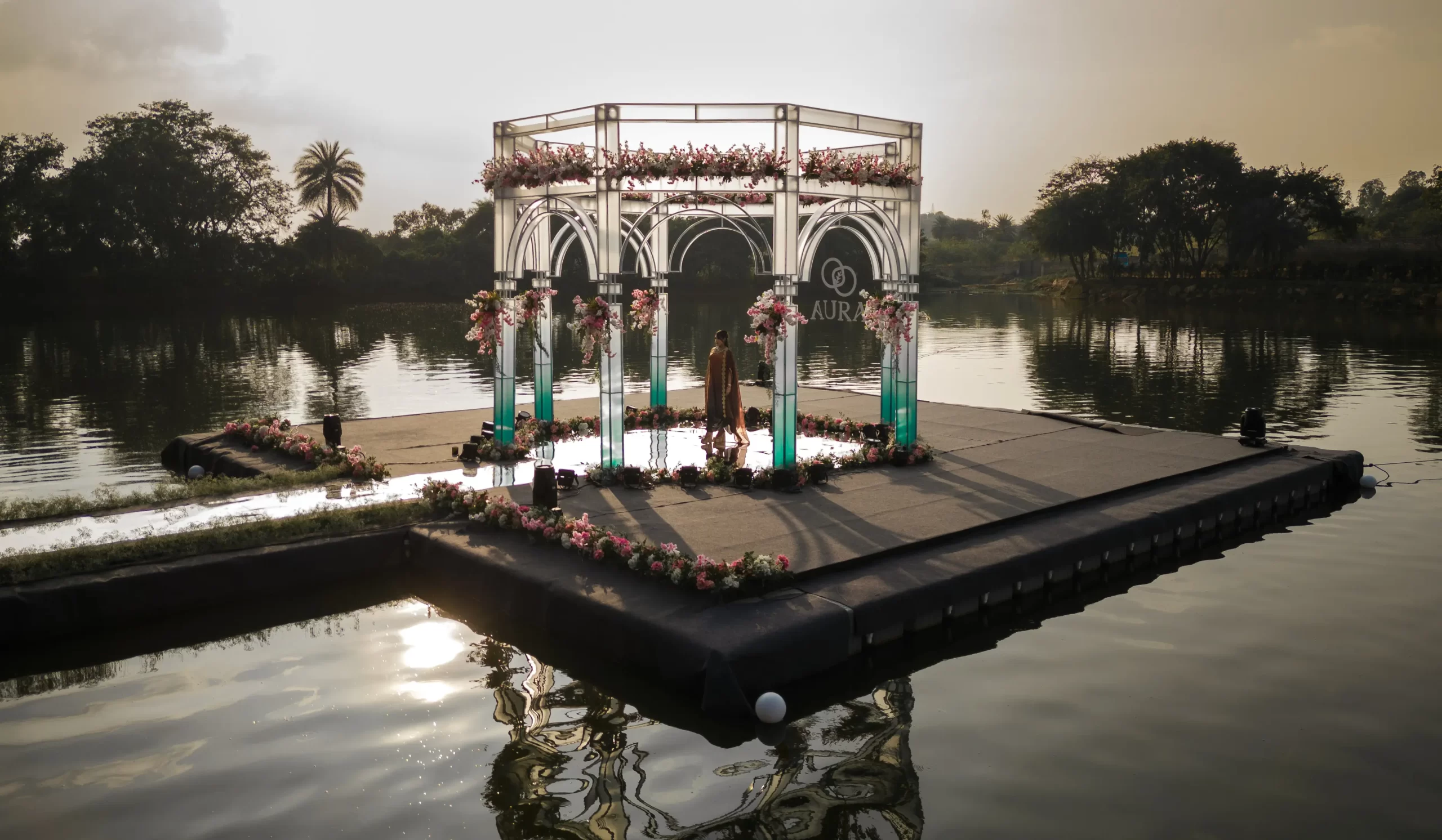 5 Reasons a Floating Mantap Adds Extra Charm to Your Dream Wedding Venue 