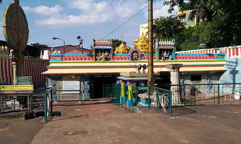 Gavi-Gangadhareshwara-temple