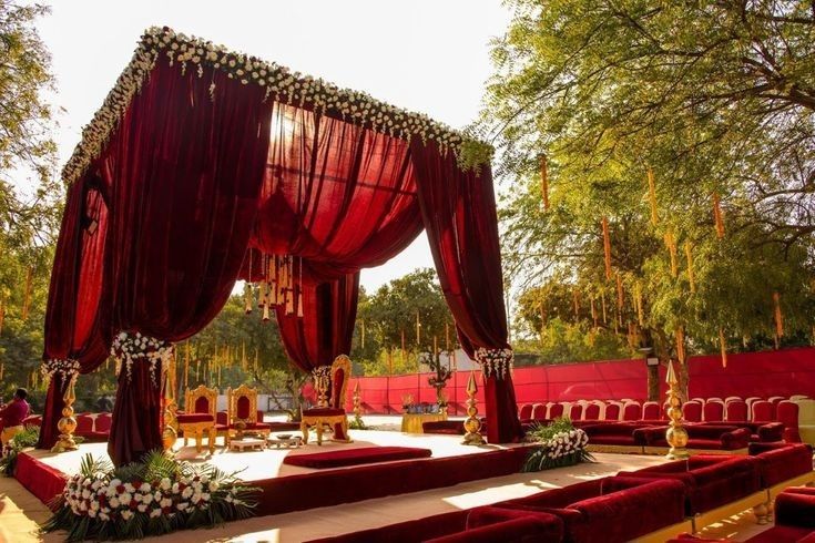 Wedding Mandap Styles of 2024: Top 14 Fusion of Elegance and Innovation