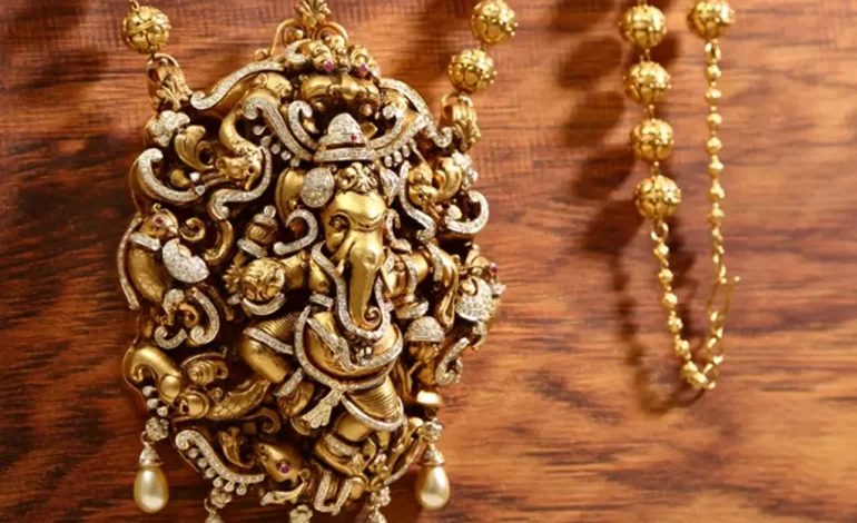 Unique Jewellery To Wear On Ganesh Chaturthi 2024