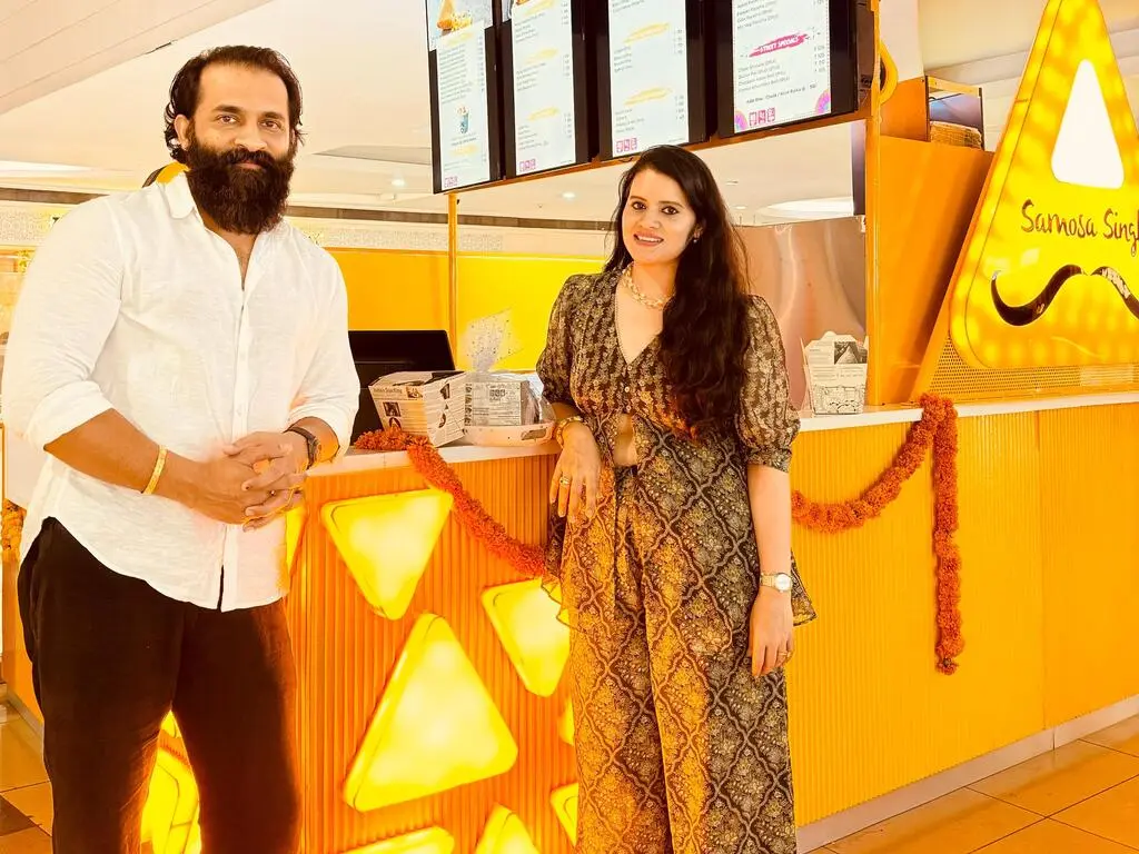 Samosa Singh Opens Its 1st Outlet In Delhi